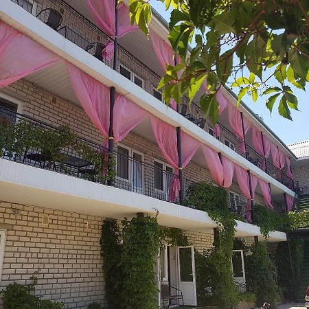 Hotel Flamingo Zaliznyi Port Extérieur photo