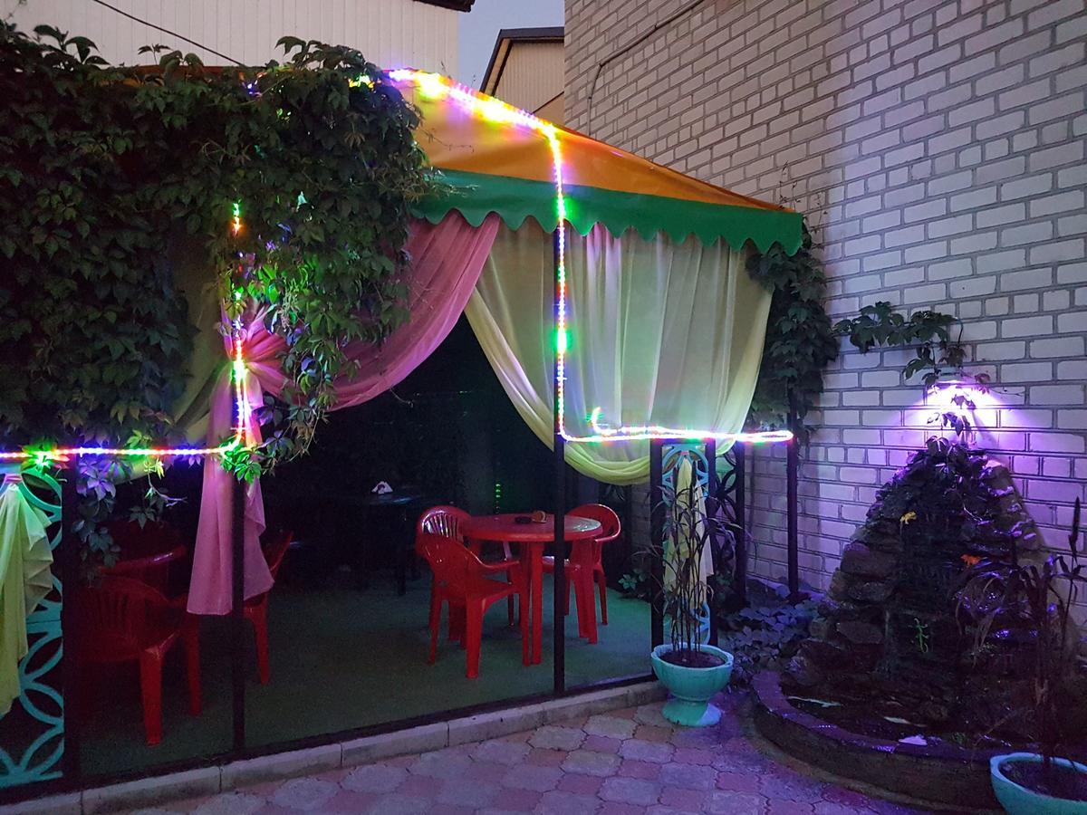 Hotel Flamingo Zaliznyi Port Extérieur photo